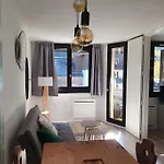 아파트 Superbe 2 Pieces, Centre Vue Mont-blanc Avec Balcon Et Parking Gratuit *