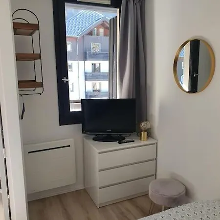 Superbe 2 Pieces, Centre Vue Mont-blanc Avec Balcon Et Parking Gratuit * Chamonix